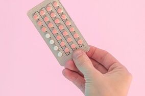 hormonální pilulky jako příčina pánevních křečových žil